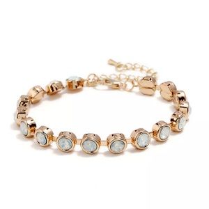 ❤️gorgeous white crystal gold plated adjustable